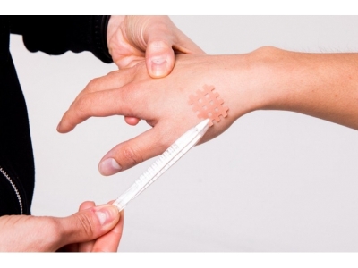 crosslinq-hand1